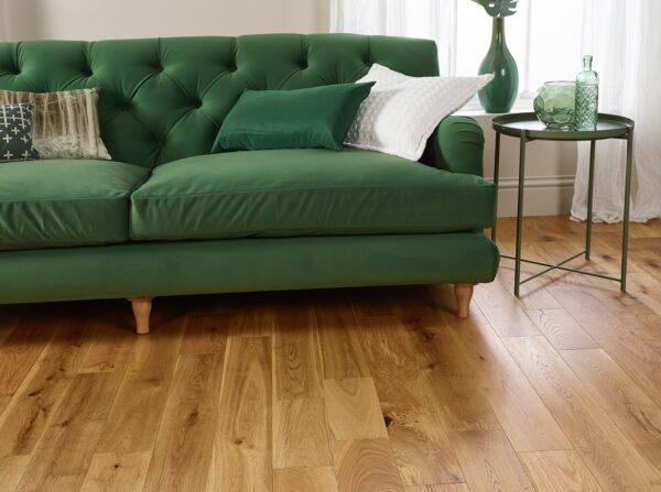Evolve Flooring - 125 Natural Brushed & Lacquered
