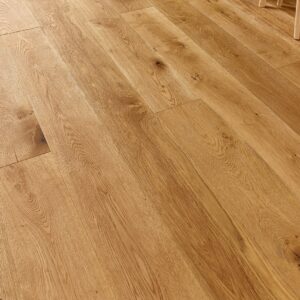 Evolve Flooring - 180 Deep Brushed Handscraped Natural Brushed & Lacquered